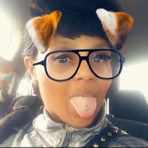 Meet your Posher, Jaymee